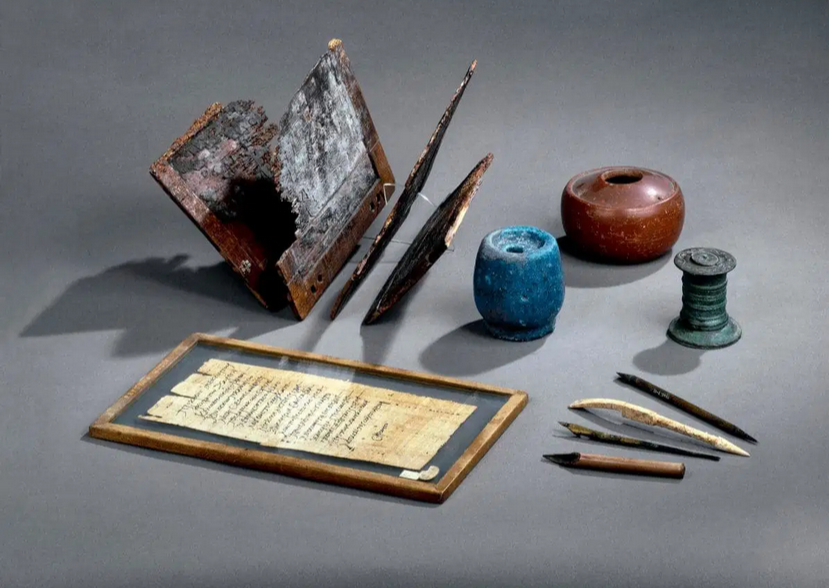 Roman letter writing