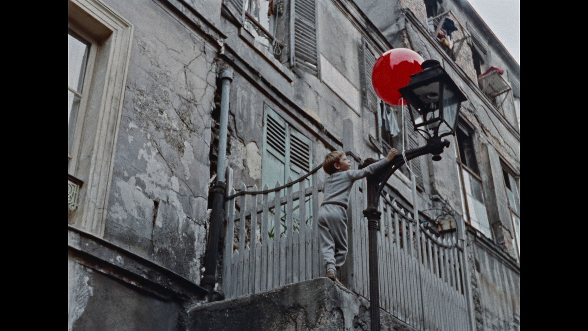 RedBalloon02