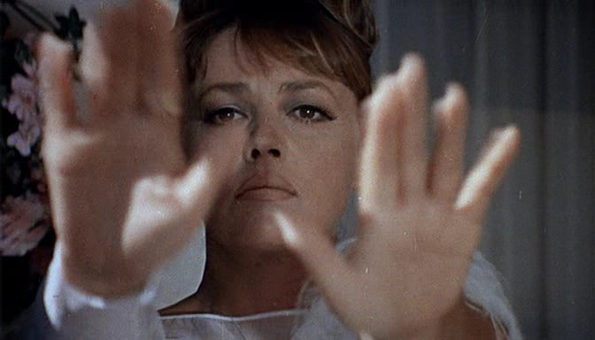 41 Bride Wore Black Moreau6